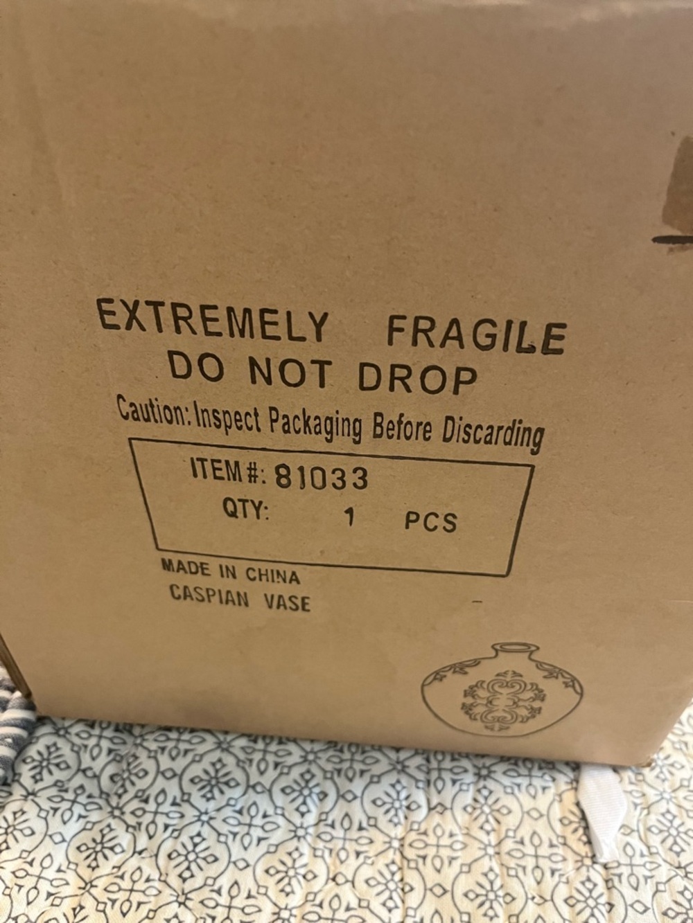 New in box Decorative Teal Ceramic Vase with Embossed Pattern - Picture 2 of 3